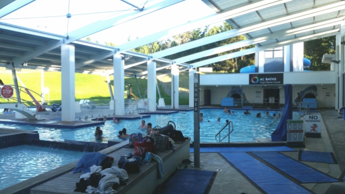 NZ Schwimmbad Taupo